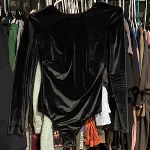 Black Velvet Long-Sleeve Bodysuit - Women